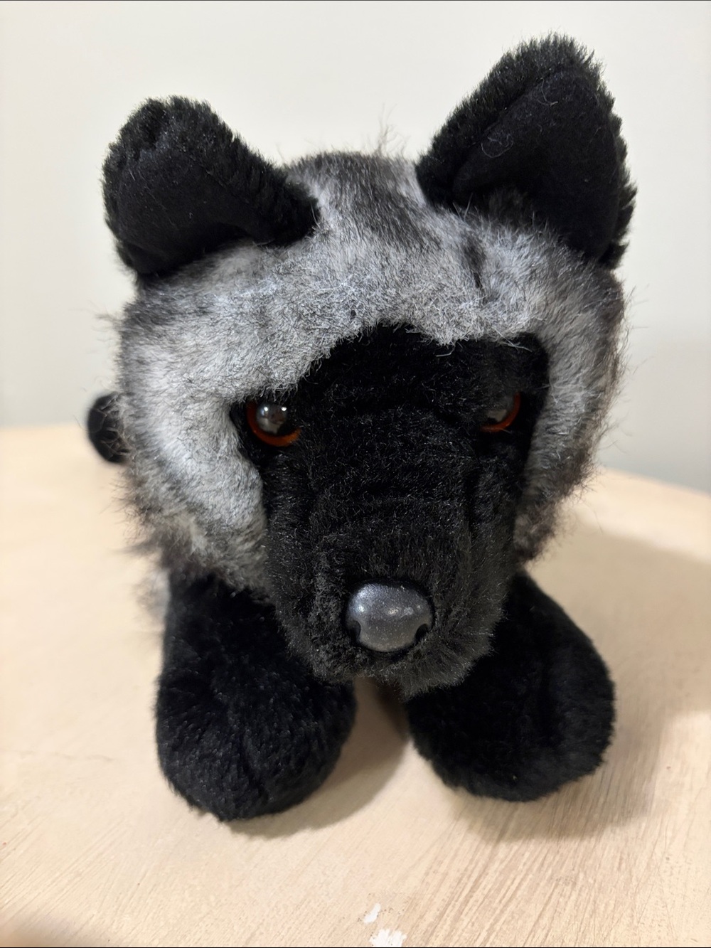 Douglas Sterling the Silver Fox 20 Inch Silver Gray Faux Fur EUC